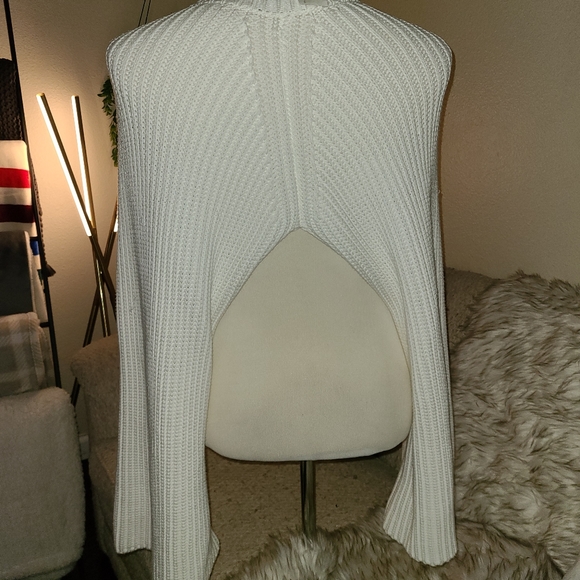 Rosetta Getty Cape Low High Sweater NWT - Picture 10 of 10